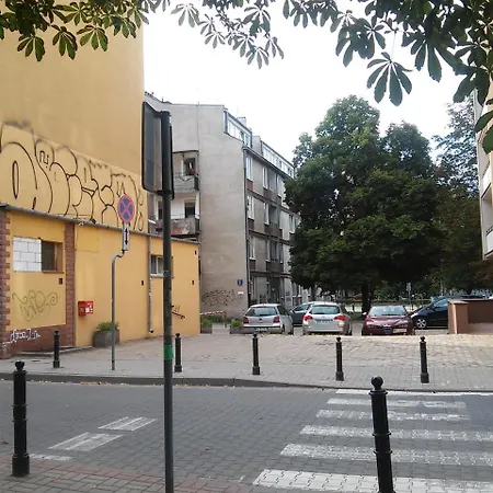 Apartament Corazziego 4 *